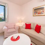 Ora Apartman