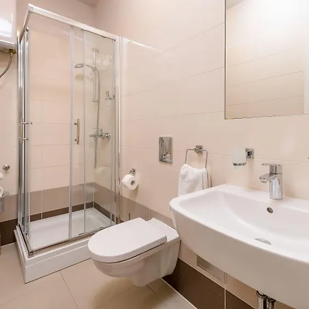 Ora Διαμέρισμα Σπλιτ