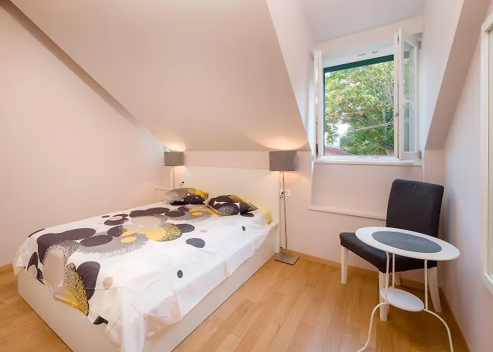 Ora Apartament *
