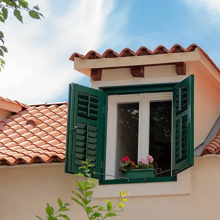 Ora Apartamento Split